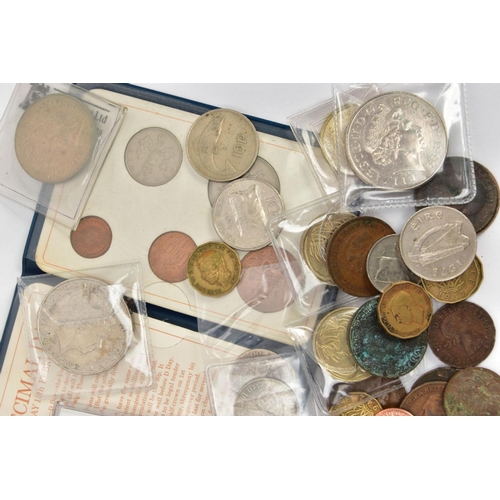 312 - A PLASTIC BOX CONTAINING A FEW MIXED COINS, to include 5 x five-pound coins, a 1937 five-mark coin G... 