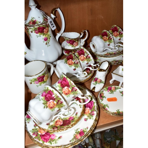 521 - A ROYAL ALBERT OLD COUNTRY ROSES COFFEE SET AND GIFTWARE, comprising coffee pot, cream jug, sugar bo... 