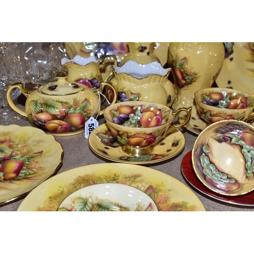 582 - A COLLECTION OF AYNSLEY ORCHARD GOLD GIFT AND TEAWARES, nineteen pieces comprising two breakfast cup... 