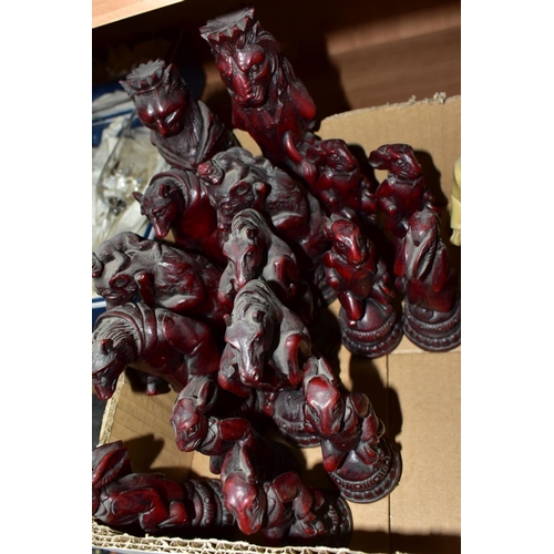 620 - AN OVERSIZED REYNARD THE FOX CHESS SET, with large, dark red and cream, animal character resin piece... 