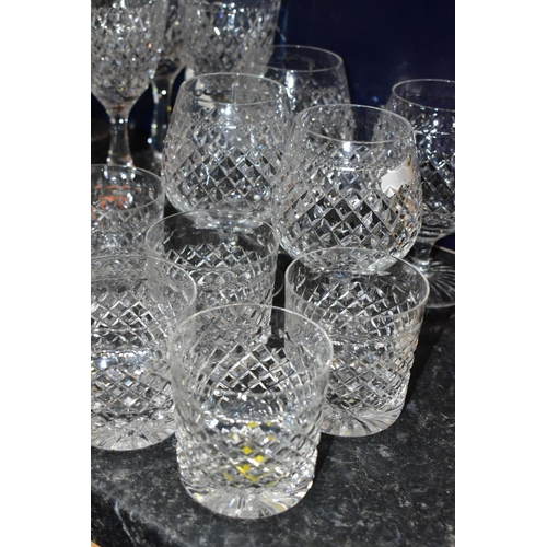 621 - A GROUP OF BOXED CUT CRYSTAL AND OTHER DRINKING GLASSES, comprising twenty six Stuart Crystal wine g... 