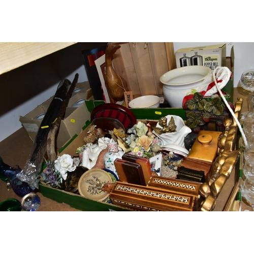 638 - THREE BOXES AND LOOSE CERAMICS, TREEN AND SUNDRY HOUSEHOLD ITEMS, to include a box of five white opa... 