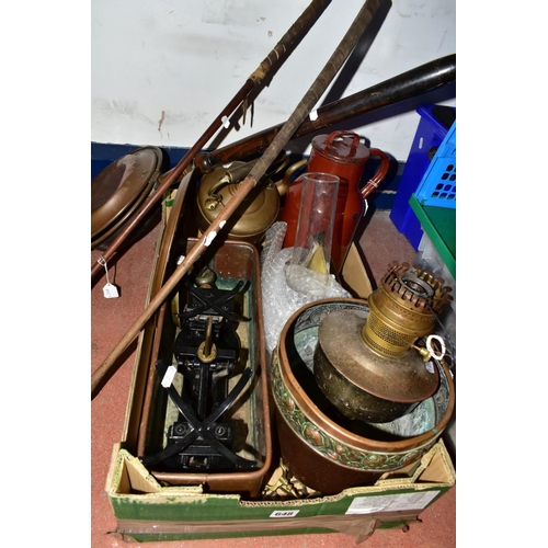 648 - A BOX AND LOOSE METALWARES AND GOLF CLUBS, to include two golf clubs with wooden shafts, one clearly... 