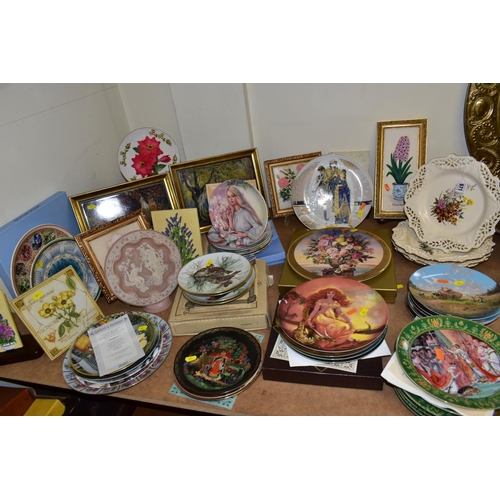 671 - A QUANTITY OF COLLECTORS PLATES AND PLAQUES, to include forty six collectors plates (six boxes) with... 