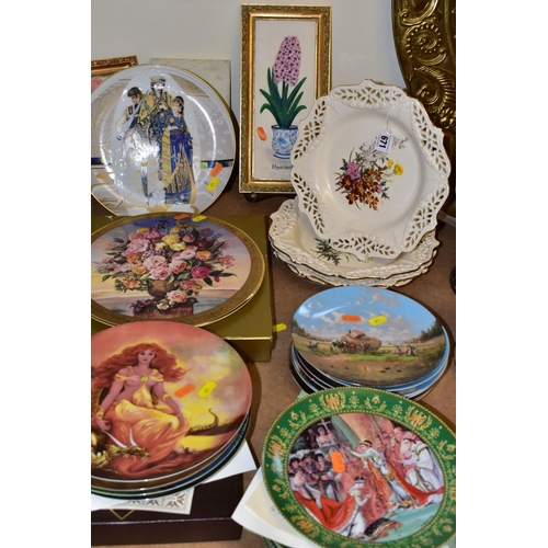 671 - A QUANTITY OF COLLECTORS PLATES AND PLAQUES, to include forty six collectors plates (six boxes) with... 