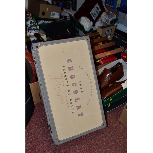 673 - FOUR BOXES AND LOOSE LUGGAGE, SHOES, CHRISTMAS DECORATIONS AND SUNDRY ITEMS, to include a large blac... 