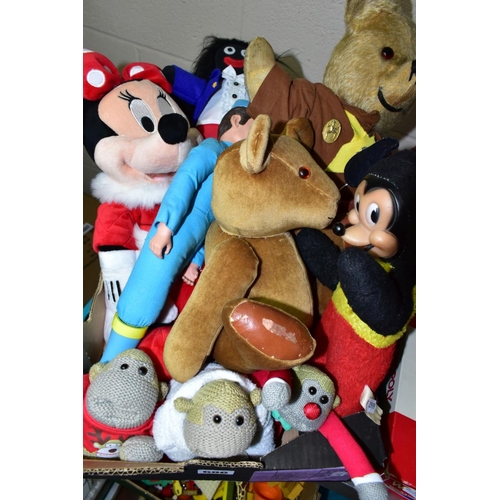 686 - A BOX OF TEDDY BEARS AND SOFT TOYS, to include a 1990s Carlton Thunderbirds Scott Tracy talking figu... 