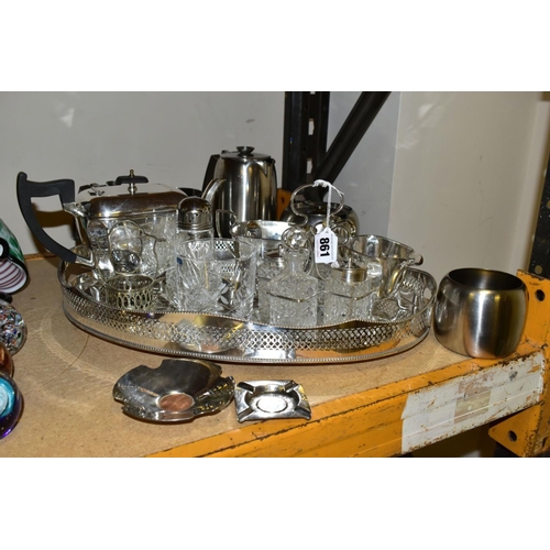 861 - A GROUP OF PLATED AND OTHER METALWARES, to include an unmarked plated tea set with tray, an Old Hall... 