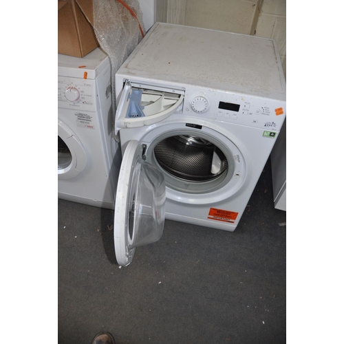 A HOTPOINT WMRF944 WASHING MACHINE width 60cm, depth 60cm and height