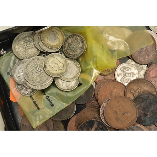 179 - A TRAY OF MIXED COINAGE, to include William 1st to Charles II reproduction coins, commemoratives, a ... 