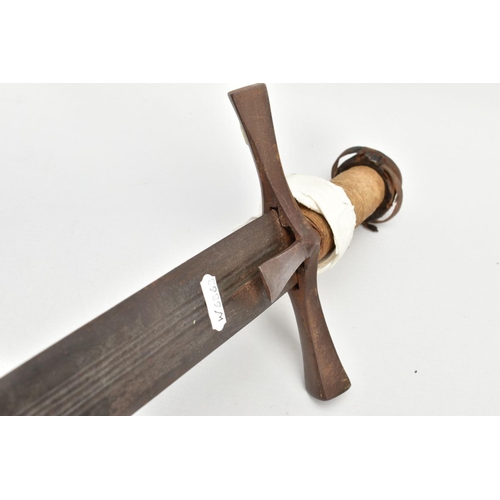 199 - A MEDIEVAL STYLE SWORD, POSSIBLY EUROPEAN IN MANUFACTURE IN THE KASKARAS STYLE, the blade is approxi... 