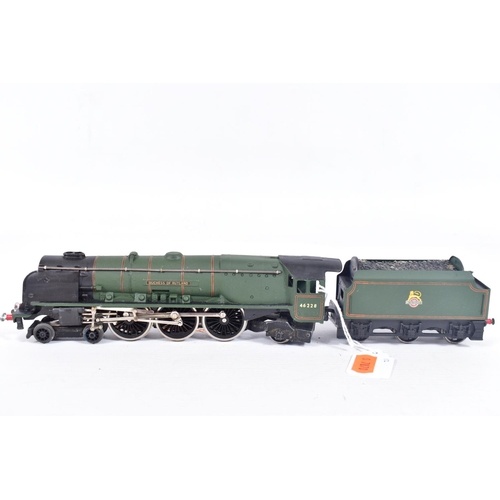 12 - THREE BOXED HORNBY DUBLO DUCHESS CLASS LOCOMOTIVES, 'Duchess of Montrose' No.46232, B.R. matt green ... 