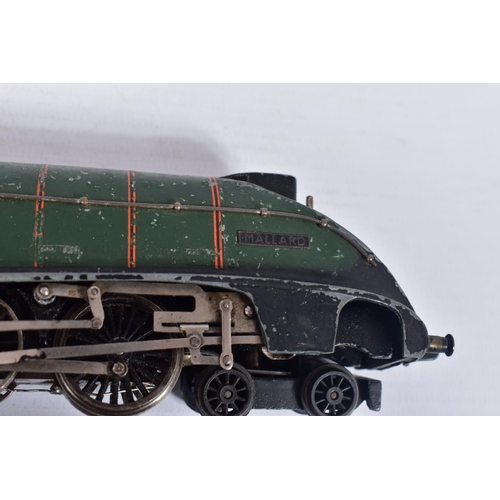 2 - TWO BOXED HORNBY DUBLO A4 CLASS LOCOMOTIVES, 'Sir Nigel Gresley' No.4498, L.N.E.R. blue livery (L11)... 