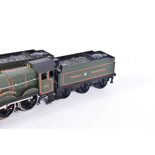 22 - THREE BOXED AIRFIX GMR OO GAUGE CASTLE CLASS LOCOMOTIVES, 'Caerphilly Castle' No.4073 (54124), 'Pend... 