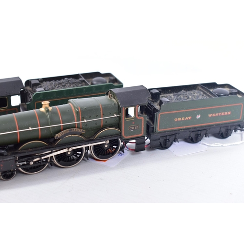 22 - THREE BOXED AIRFIX GMR OO GAUGE CASTLE CLASS LOCOMOTIVES, 'Caerphilly Castle' No.4073 (54124), 'Pend... 