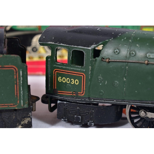 3 - A BOXED HORNBY DUBLO A4 CLASS LOCOMOTIVE, 'Golden Fleece' No.60030, B.R. lined green livery (2211, m... 