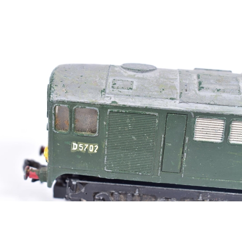 31 - TWO BOXED HORNBY DUBLO LOCOMOTIVES, class 20 No.20 169, B.R. blue livery (L30/3230) (repainted and r... 