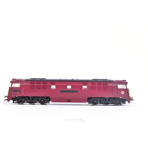 32 - TWO BOXED OO/HO GAUGE CLASS 52 WESTERN LOCOMOTIVES, Trix HO gauge 'Western Viscount' No.D1045 but ca... 