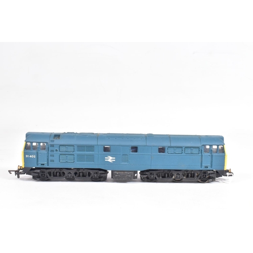 35 - FOUR BOXED AIRFIX & HORNBY OO GAUGE LOCOMOTIVES, 3x Airfix class 31 No.D5531, B.R. green livery  (54... 