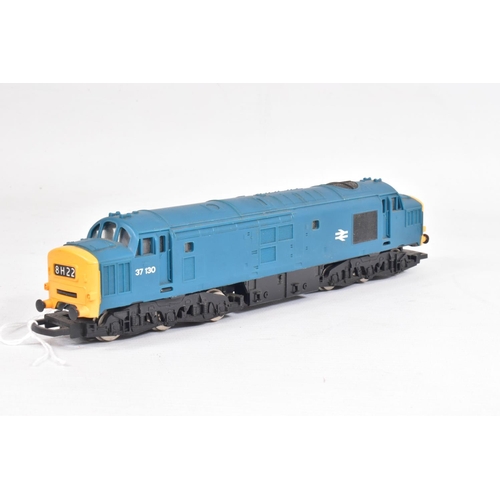 35 - FOUR BOXED AIRFIX & HORNBY OO GAUGE LOCOMOTIVES, 3x Airfix class 31 No.D5531, B.R. green livery  (54... 