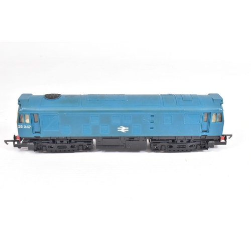 36 - FOUR BOXED HORNBY RAILWAYS OO GAUGE LOCOMOTIVES, class 25 No. 25 247 (R068), class 29 No.29 024 (R08... 