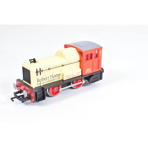 36 - FOUR BOXED HORNBY RAILWAYS OO GAUGE LOCOMOTIVES, class 25 No. 25 247 (R068), class 29 No.29 024 (R08... 