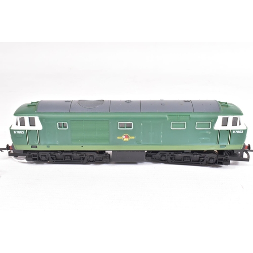 36 - FOUR BOXED HORNBY RAILWAYS OO GAUGE LOCOMOTIVES, class 25 No. 25 247 (R068), class 29 No.29 024 (R08... 