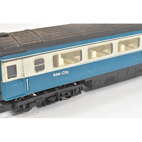 40 - TWO BOXED HORNBY OO GAUGE INTERCITY 125 HIGH SPEED TRAIN SETS, No.R332, both comprising power car No... 