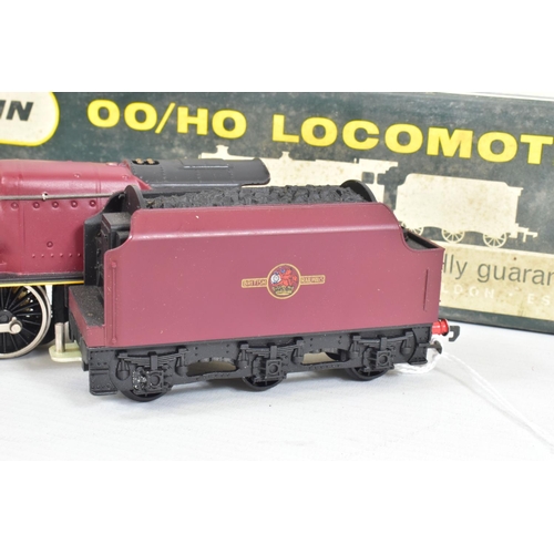 42 - A BOXED TRI-ANG WRENN OO GAUGE DUCHESS CLASS LOCOMOTIVE, 'City of London' No.46245, B.R. maroon live... 