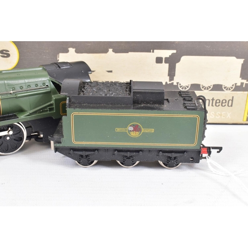 45 - A BOXED WRENN OO GAUGE REBUILT BULLIED PACIFIC CLASS LOCOMOTIVE, 'EDDYSTONE' No.34028, B.R. lined gr... 