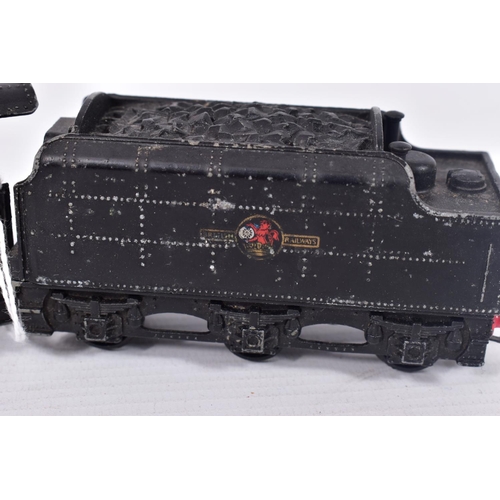 5 - A BOXED HORNBY DUBLO CLASS 8F LOCOMOTIVE, No.48109, B.R. black livery (2225), playworn condition wit... 