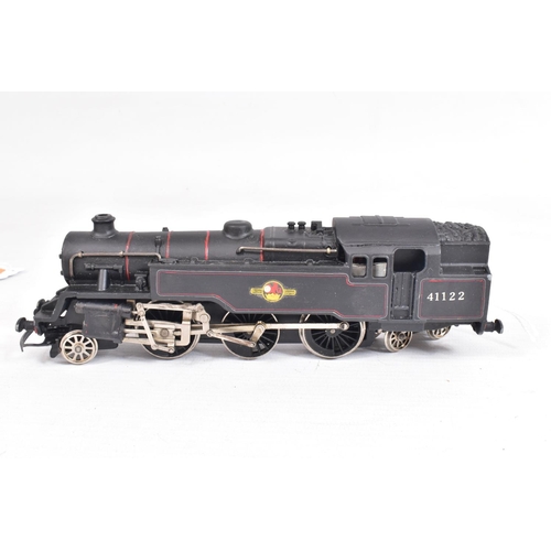 55 - TWO BOXED WRENN OO GAUGE TANK LOCOMOTIVES,  class 4MT renumbered to No.41122 (W2219), class R1 No.31... 