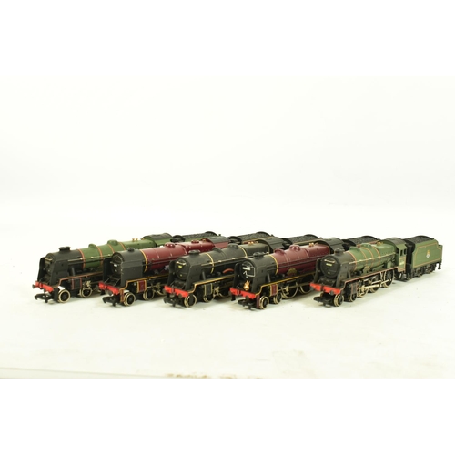 100 - FIVE BOXED MAINLINE OO GAUGE ROYAL SCOT AND REBUILT ROYAL SCOT CLASS LOCOMOTIVES, 'Royal Scot' No.61... 