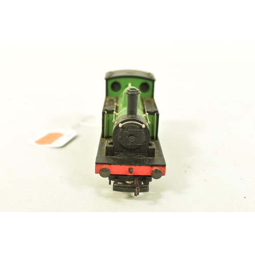 102 - FOUR BOXED MAINLINE OO GAUGE TANK LOCOMOTIVES, 3 x class J72 no.581, L.N.E.R. green livery (37 054) ... 