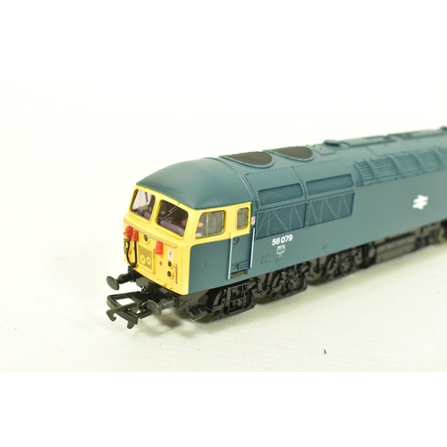 103 - THREE BOXED MAINLINE OO GAUGE LOCOMOTIVES, 2 x class 45 Peak 'The Manchester Regiment' No. 45 039 (3... 