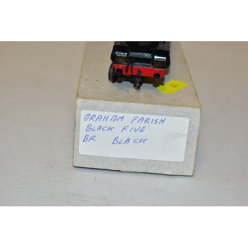 64 - A BOXED GRAHAM FARISH OO GAUGE CLASS 5MT (BLACK 5) LOCOMOTIVE, No.44753, B.R. black livery, raised c... 