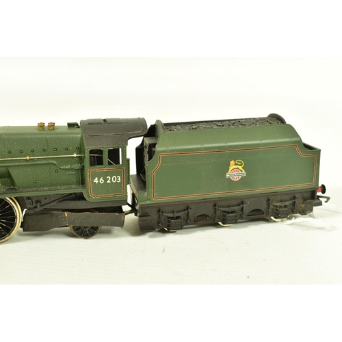 70 - THREE BOXED HORNBY RAILWAYS OO GAUGE PRINCESS AND DUCHESS CLASS LOCOMOTIVES, 'Princess Margaret Rose... 