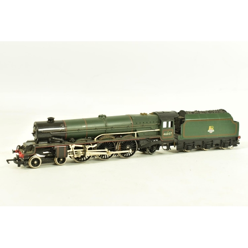 70 - THREE BOXED HORNBY RAILWAYS OO GAUGE PRINCESS AND DUCHESS CLASS LOCOMOTIVES, 'Princess Margaret Rose... 