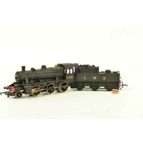 81 - FOUR BOXED HORNBY RAILWAYS OO GAUGE IVATT CLASS 2 LOCOMOTIVES, No.46400, B.R. lined black livery (R8... 