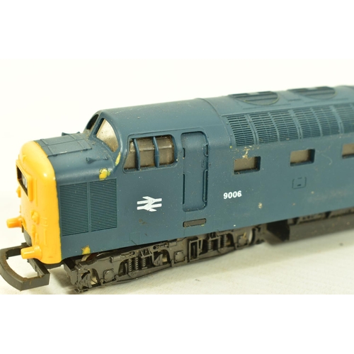 87 - FOUR BOXED LIMA OO GAUGE CLASS 55 DELTIC LOCOMOTIVES, 2 x 'Meld' No.D9003, B.R. two tone green liver... 