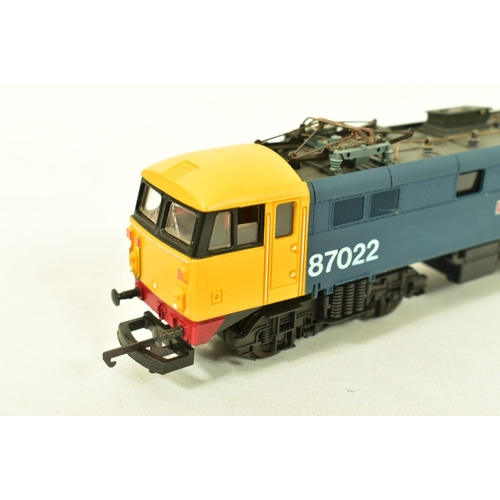 88 - FIVE BOXED LIMA OO GAUGE CLASS 87 LOCOMOTIVES, 'City of Birmingham' No.87 009 (L205195), 'Lord Nelso... 