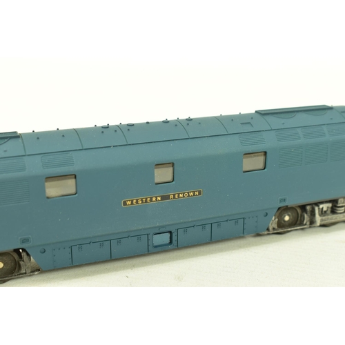 89 - FOUR BOXED LIMA OO GAUGE LOCOMOTIVES, 2 x class 50 'Eagle' No.50 043 both in B.R. large logo blue li... 