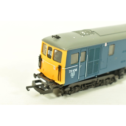 90 - FOUR BOXED LIMA OO GAUGE LOCOMOTIVES, class 33 No.33 025 (L205115), class 37 'Loch Rannoch' No.37 01... 