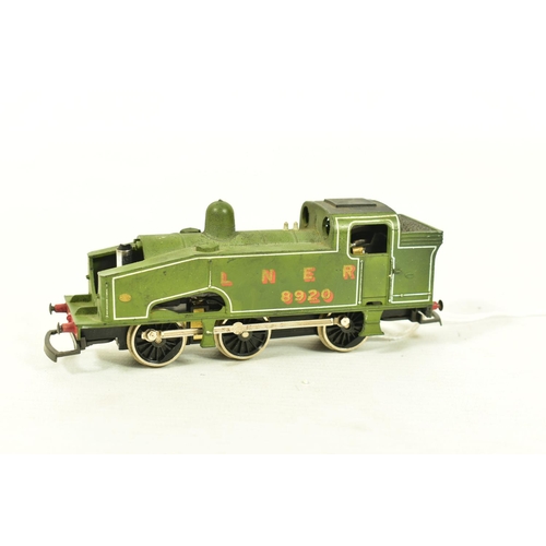 91 - SIX BOXED LIMA OO GAUGE CLASS J50 TANK LOCOMOTIVES,  4 x No.8920, L.N.E.R. green livery (L205101), o... 