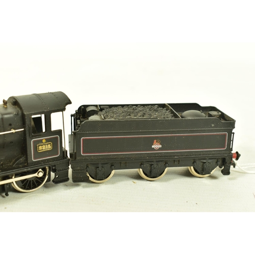 95 - FOUR BOXED MAINLINE OO GAUGE COLLETT GOODS LOCOMOTIVES, 2 x No.3205, G.W.R. green livery (37 058), N... 