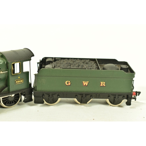 95 - FOUR BOXED MAINLINE OO GAUGE COLLETT GOODS LOCOMOTIVES, 2 x No.3205, G.W.R. green livery (37 058), N... 