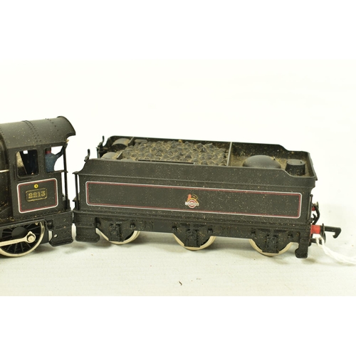 99 - THREE BOXED MAINLINE OO GAUGE COLLETT GOODS CLASS LOCOMOTIVES, No.2213, B.R. lined black livery (37 ... 