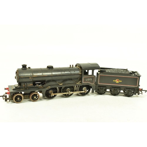 110 - SIX BOXED TRI-ANG OO GAUGE LOCOMOTIVES, 3 x class B12, 2 x No.61572, B.R. black livery (R150) one re... 