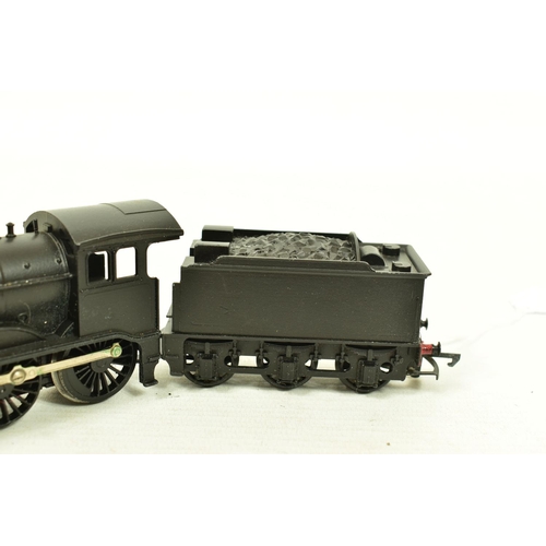 110 - SIX BOXED TRI-ANG OO GAUGE LOCOMOTIVES, 3 x class B12, 2 x No.61572, B.R. black livery (R150) one re... 