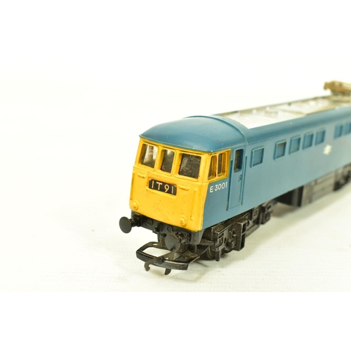 113 - THREE BOXED TRI-ANG OO GAUGE AL1/CLASS 81 LOCOMOTIVES, No.E3001, B.R. blue livery (R753), all in lig... 